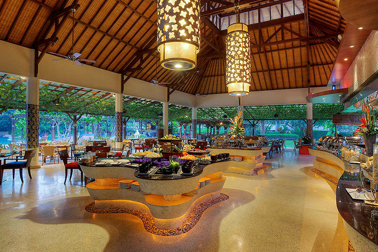 novotel-bali-nusa-dua-restaurant-food-768x512
